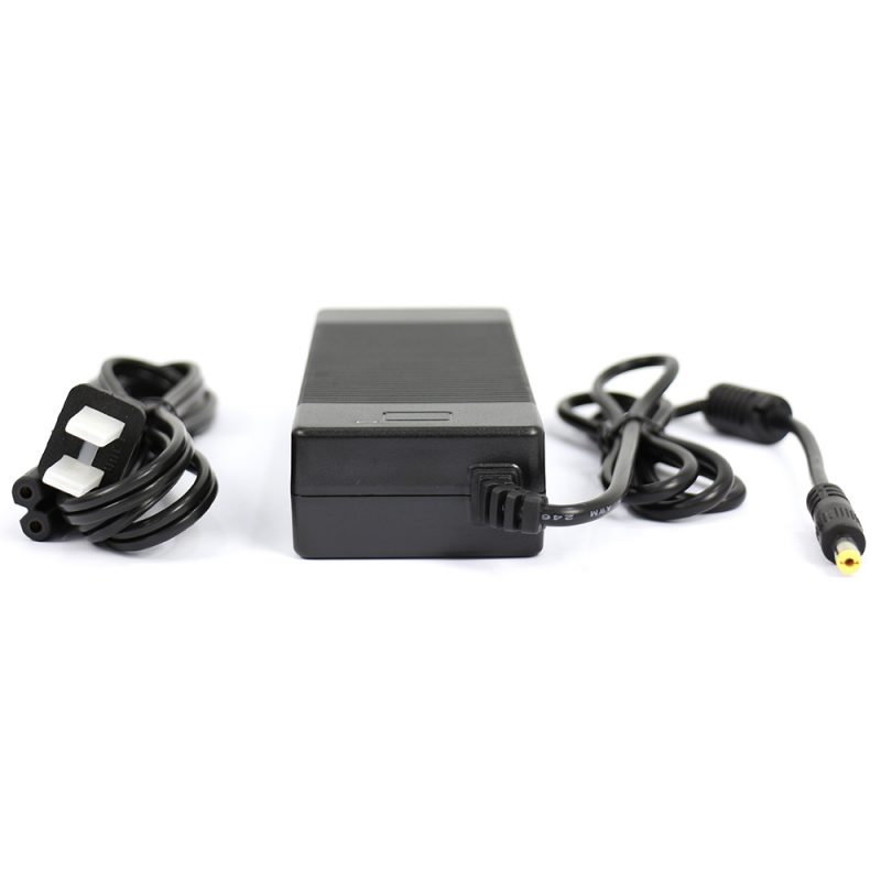 HOTEBIKE 54.6V 2A Slimme Ebike-lader – Snel, veilig & betrouwbaar laden voor 48V lithium-ionaccu’s